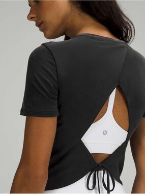 Lululemon Open Tie-Back Short Sleeve